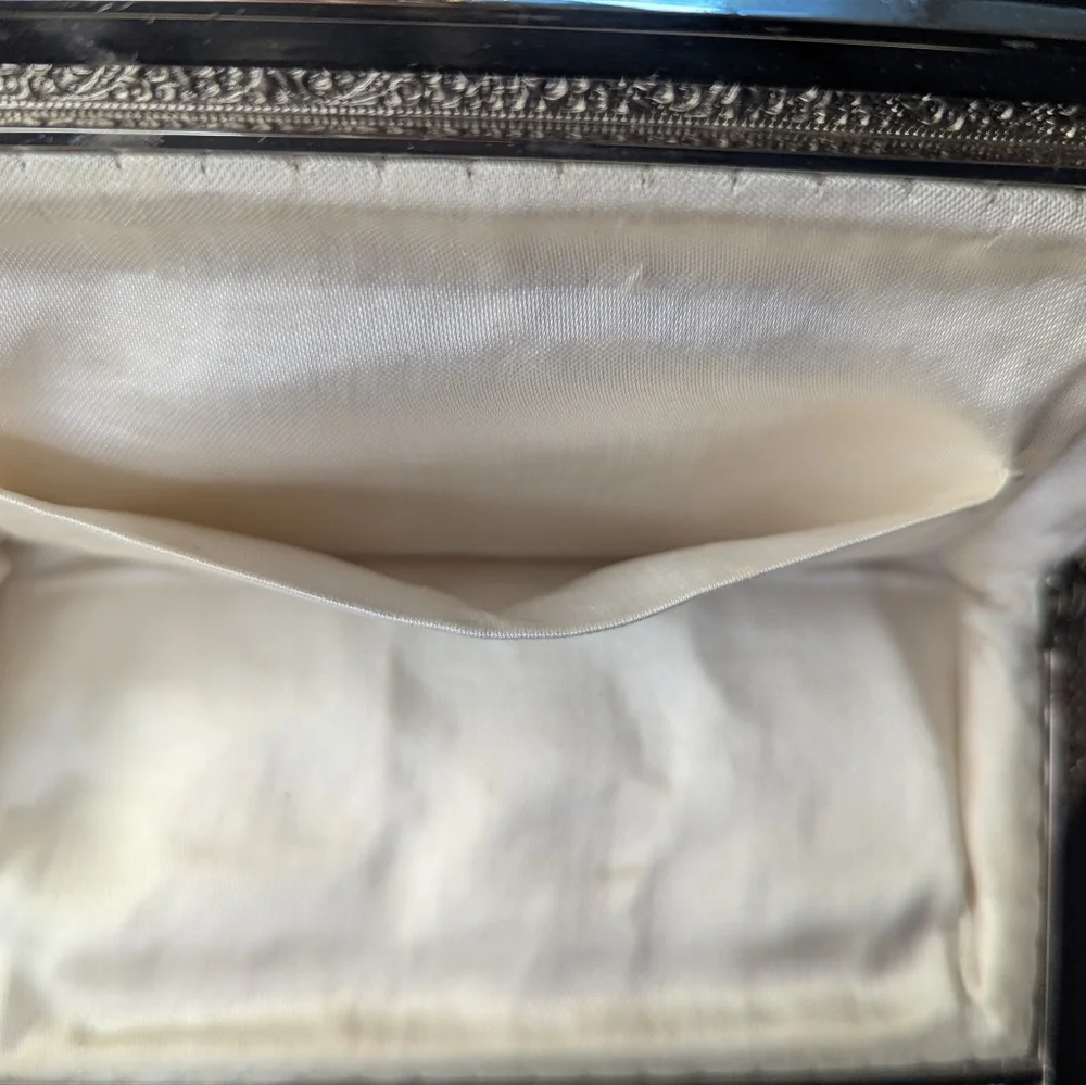 🩶 Vintage Silver Beaded Bling Snap Purse Comb Case Satin Pockets